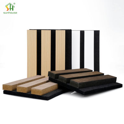 ভালো দাম কাঠের স্লট অ্যাকোস্টিক প্যানেল 20mm 25mm অ্যাকোস্টিক সাউন্ড ওয়াল প্যানেল 4x8ft অনলাইন