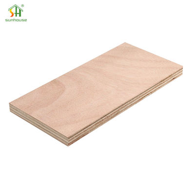 ভালো দাম মেলামাইন পাতলা পাতলা কাঠ মেলামাইন পাতলা পাতলা কাঠ অভ্যন্তরীণ বহি প্রসাধন ব্যবহারের জন্য বোর্ড অনলাইন