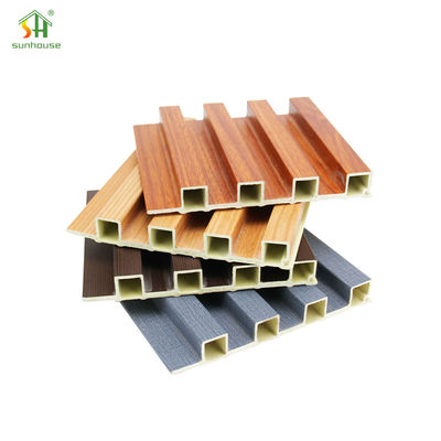 ভালো দাম অ্যান্টি স্ক্র্যাচ অভ্যন্তরীণ WPC ওয়াল প্যানেল অগ্নিরোধী আলংকারিক কম্পোজিট ওয়ালবোর্ড অনলাইন