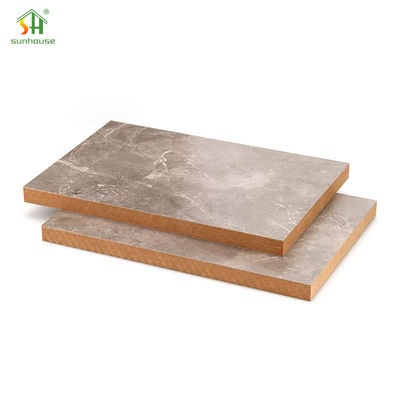 ভালো দাম অভ্যন্তরীণ বাহ্যিক প্রসাধন ব্যবহারের জন্য স্তরিত ব্যহ্যাবরণ মেলামাইন MDF বোর্ড অনলাইন